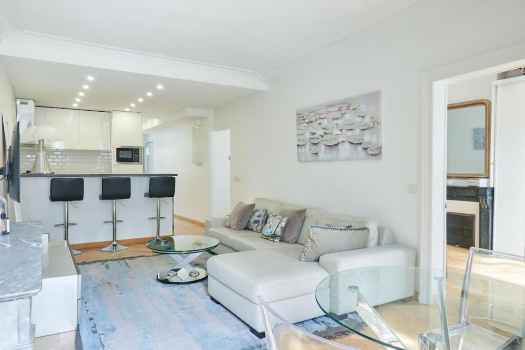 Appartement Type F2 Renove- Quartier Elysee